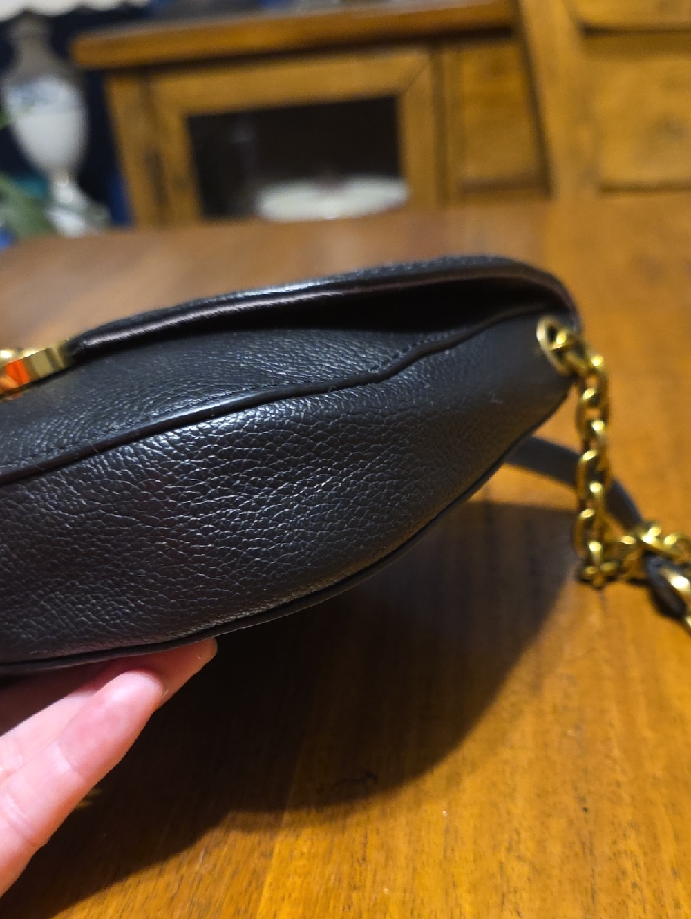 Fossil Black Glitter Flap Crossbody with Gold-Tone Hardware - Picture 8 of 16